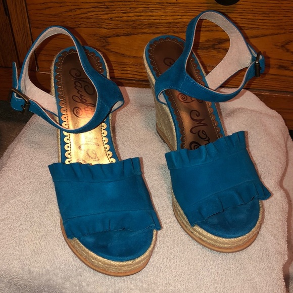 Naughty Monkey Sandals 8.5 - Picture 2 of 8